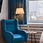 Traffic Stare Hotel 2*