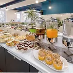 Hotel Traffic Stare 2*