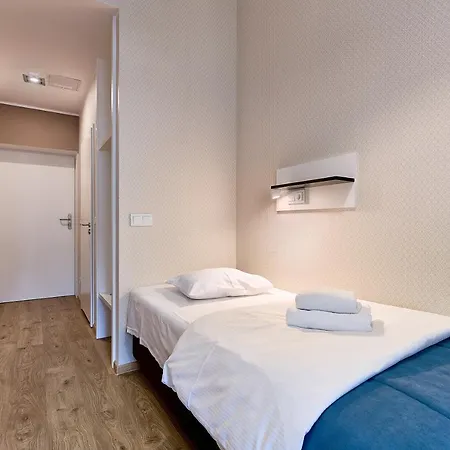 Traffic Stare 2* Poznan