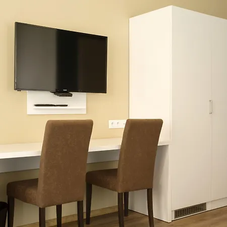 Traffic Stare Hotel Poznan