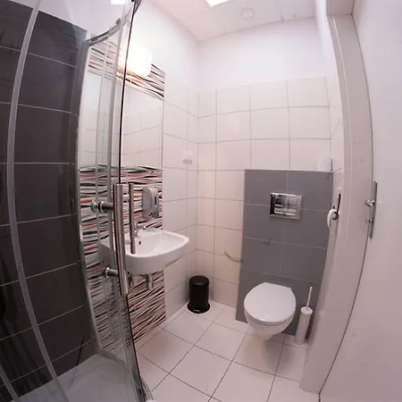 Traffic Stare Hotel Poznań